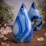 Agate Bleue naturelle polie 60g aux vagues bleu et blanc — pierre de calme et de communication en lithothérapie